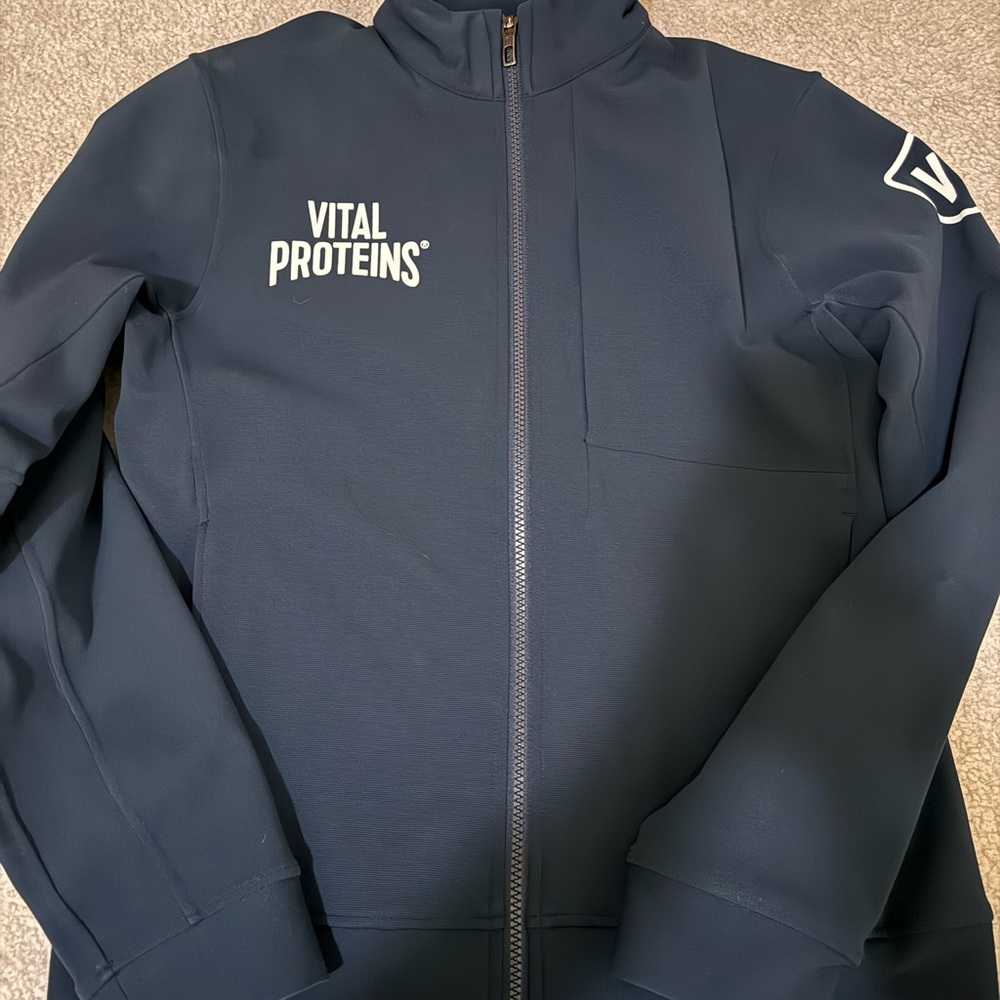 Lululemon Sojourn Jacket Men’s Small Navy Blue Embroidered